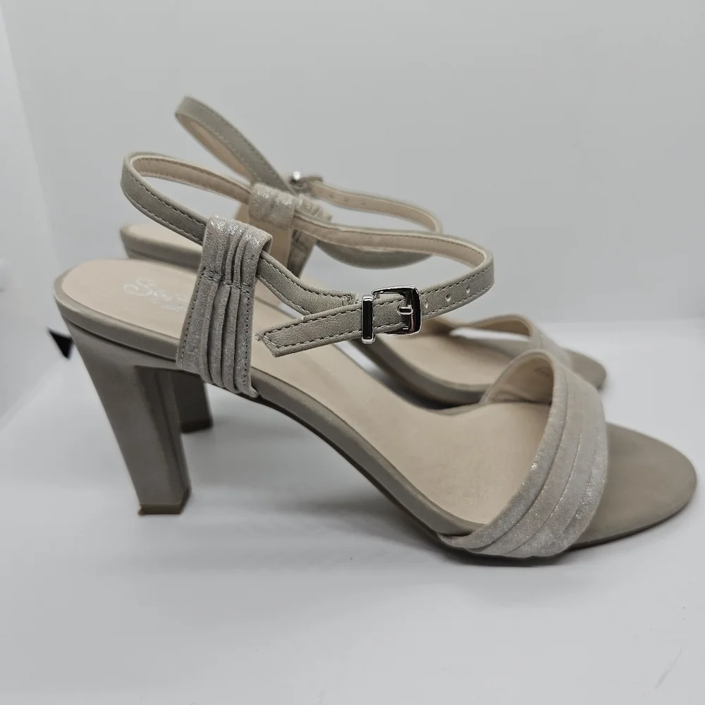 Seychelles taupe and silver leather strappy heeled sandals size 10